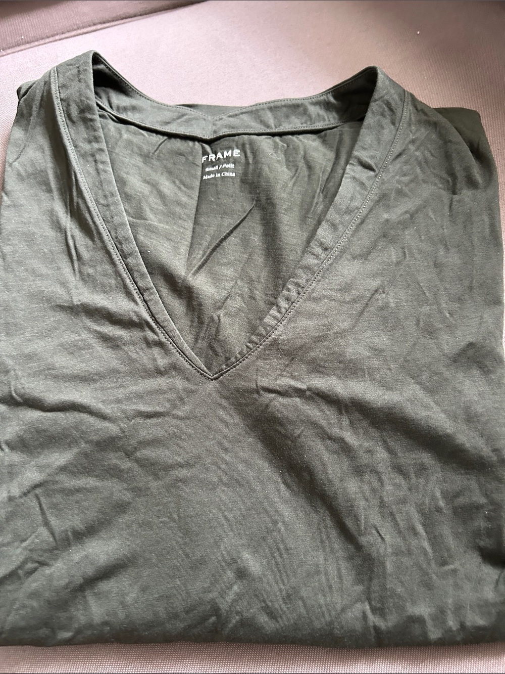Frame Denim women V-Neck Tee in Olive